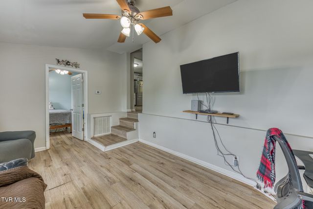 1259 Ridgecrest Avenue, Kingsport, TN 37660