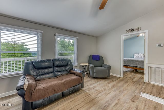 1259 Ridgecrest Avenue, Kingsport, TN 37660