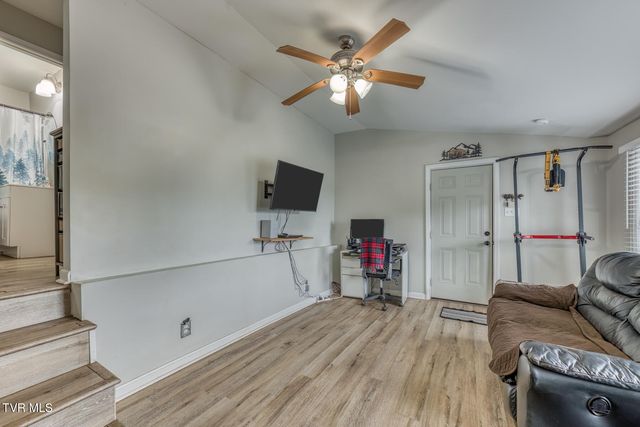 1259 Ridgecrest Avenue, Kingsport, TN 37660