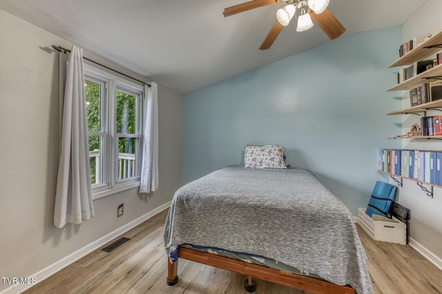1259 Ridgecrest Avenue, Kingsport, TN 37660
