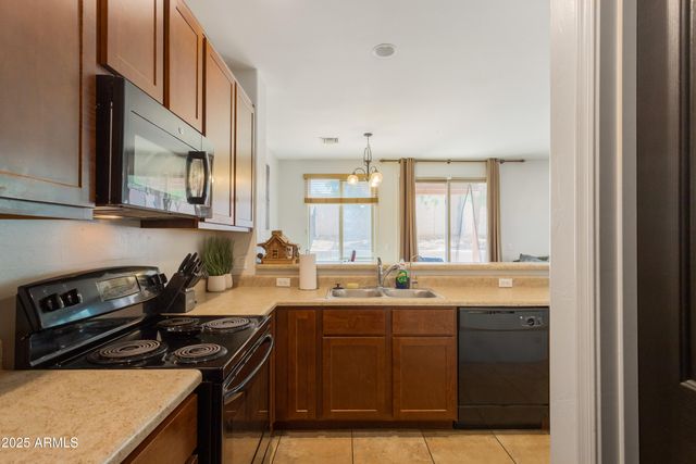 2064 CASCADIA Drive, Sierra Vista, AZ 85635