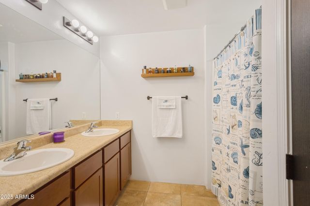 2064 CASCADIA Drive, Sierra Vista, AZ 85635