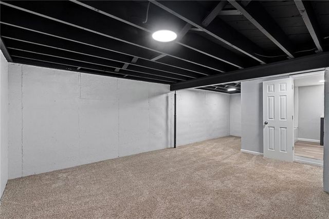 4209 Arlington Avenue, Kansas City, MO 64133