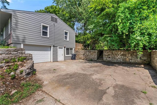 4209 Arlington Avenue, Kansas City, MO 64133