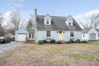 28 Stedman Street, Chelmsford, MA 01824