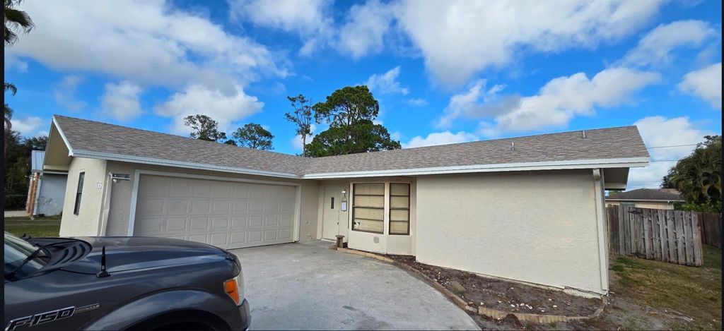 765 SE Floresta Drive, Port St. Lucie, Port St Lucie, FL 34983