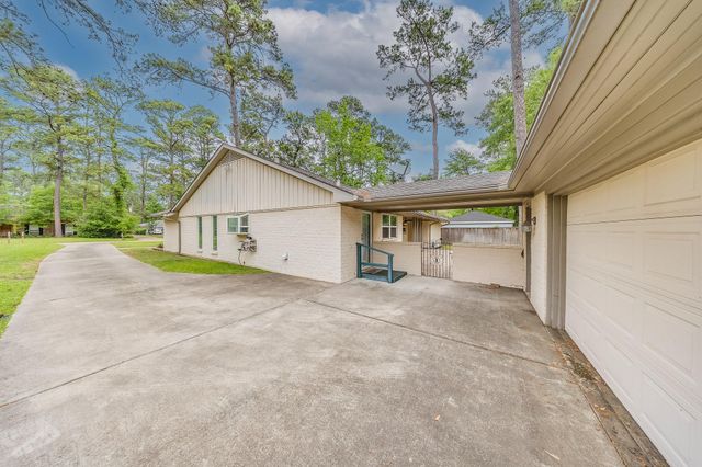 6615 Cypress Point Drive, Houston, TX 77069