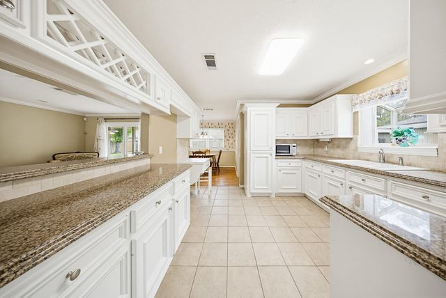 6615 Cypress Point Drive, Houston, TX 77069