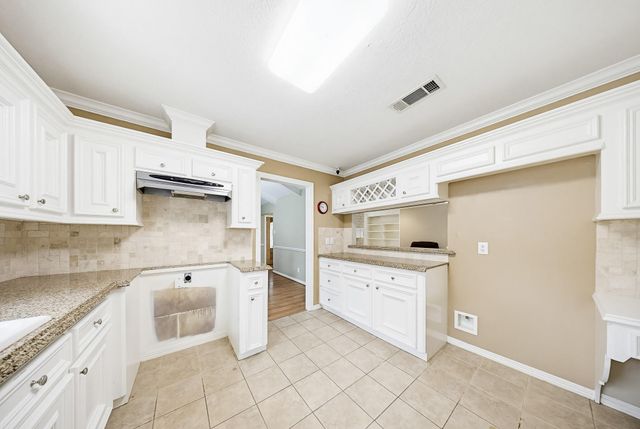 6615 Cypress Point Drive, Houston, TX 77069