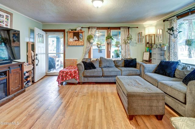 45 Lafayette Street, Palatine Bridge, NY 13428