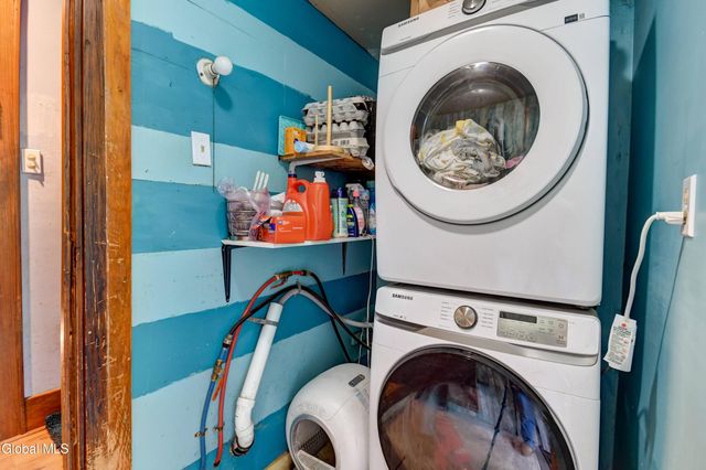 45 Lafayette Street, Palatine Bridge, NY 13428