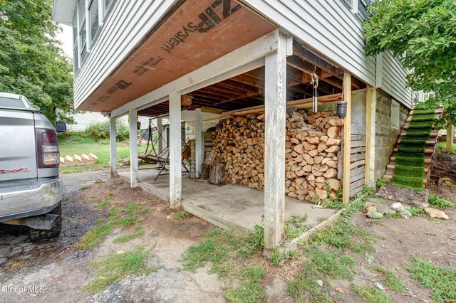 45 Lafayette Street, Palatine Bridge, NY 13428