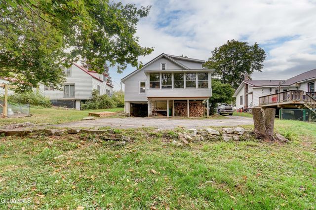 45 Lafayette Street, Palatine Bridge, NY 13428