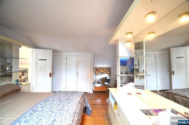 830 Circle Avenue, Franklin Lakes, NJ 07417