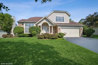 1139 Oxford Lane, Lake Zurich, IL 60047