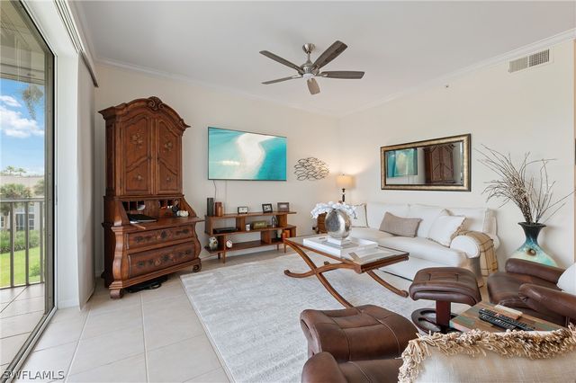 8555 Naples Heritage DR 237, Naples, FL 34112