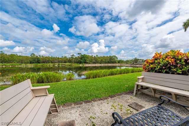 8555 Naples Heritage DR 237, Naples, FL 34112