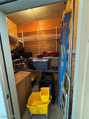 8555 Naples Heritage DR 237, Naples, FL 34112