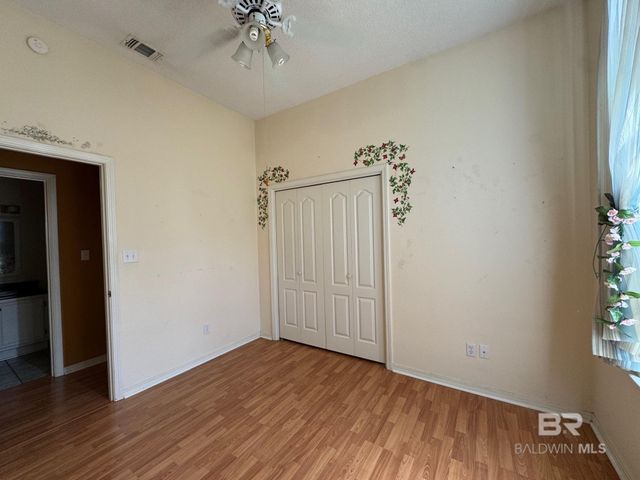 2565 Manuel Drive, Lillian, AL 36549