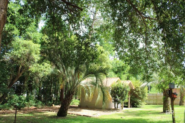 2565 Manuel Drive, Lillian, AL 36549