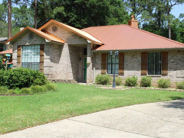 2565 Manuel Drive, Lillian, AL 36549
