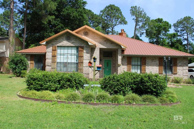 2565 Manuel Drive, Lillian, AL 36549