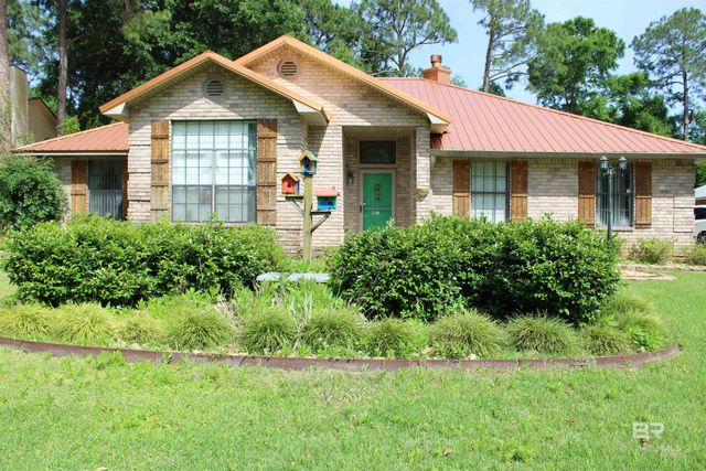 2565 Manuel Drive, Lillian, AL 36549