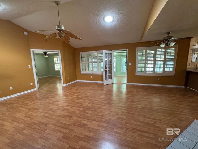 2565 Manuel Drive, Lillian, AL 36549