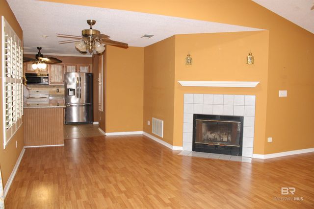 2565 Manuel Drive, Lillian, AL 36549