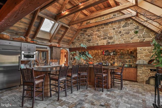 7632 KINGS HIGHWAY S, Zionsville, PA 18092