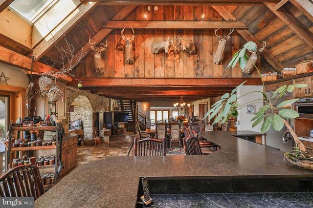 7632 KINGS HIGHWAY S, Zionsville, PA 18092
