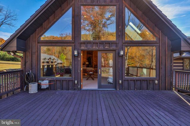 7632 KINGS HIGHWAY S, Zionsville, PA 18092
