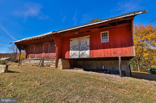 7632 KINGS HIGHWAY S, Zionsville, PA 18092