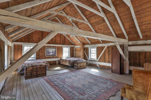 7632 KINGS HIGHWAY S, Zionsville, PA 18092