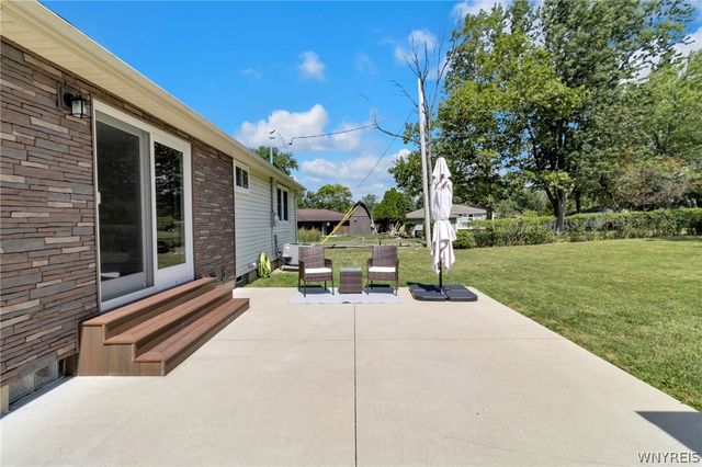 34 Kingswood Drive, Orchard Park, NY 14127