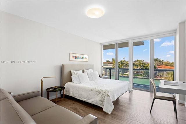 9940 W Bay Harbor Dr 3G-N, Bay Harbor Islands, FL 33154