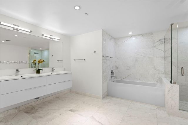 9940 W Bay Harbor Dr 3G-N, Bay Harbor Islands, FL 33154