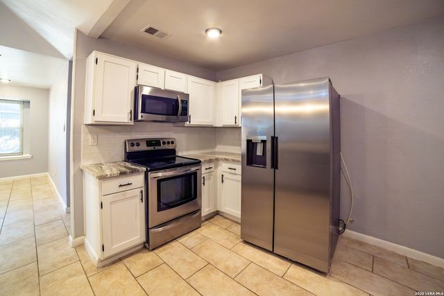 9519 Brook Green, San Antonio, TX 78250