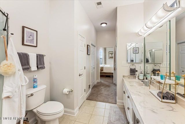 535 Rarity Bay Pkwy D301, Vonore, TN 37885