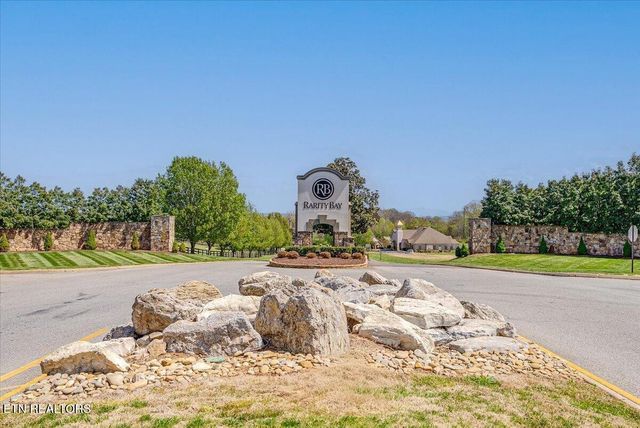 535 Rarity Bay Pkwy D301, Vonore, TN 37885