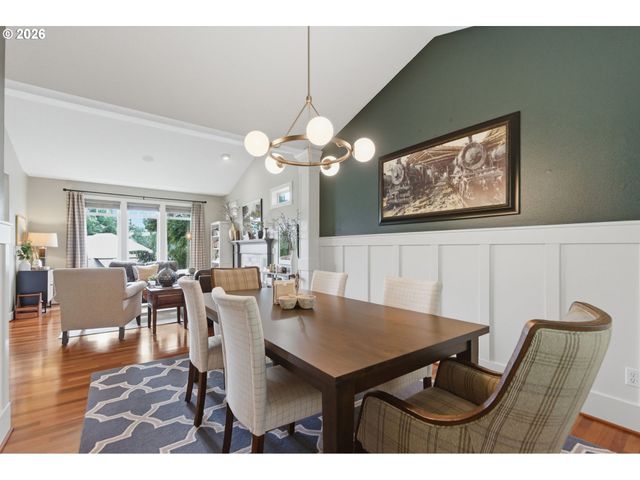1738 GALLERY Way, West Linn, OR 97068