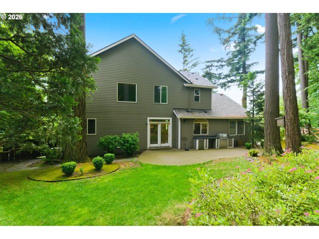 1738 GALLERY Way, West Linn, OR 97068