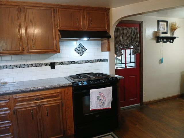177 N Canby Street, Tulare, CA 93274