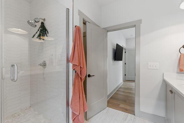 5825 Leslie Ave, Nashville, TN 37209