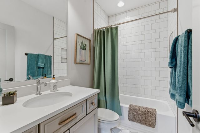 5825 Leslie Ave, Nashville, TN 37209