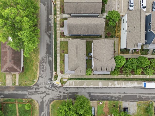 5825 Leslie Ave, Nashville, TN 37209