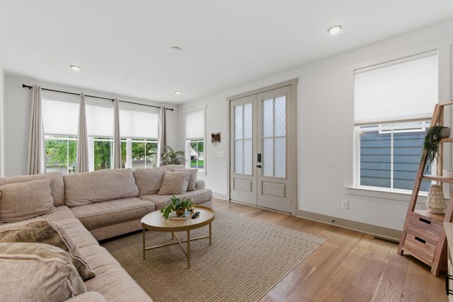 5825 Leslie Ave, Nashville, TN 37209