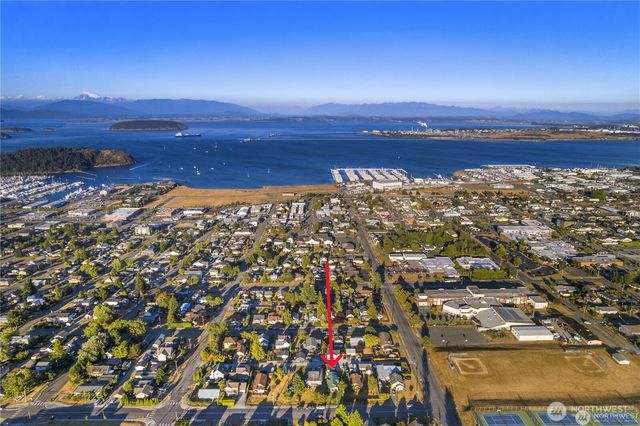 2023 K Avenue, Anacortes, WA 98221