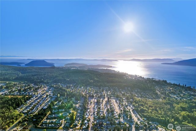 2023 K Avenue, Anacortes, WA 98221