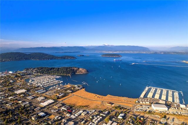 2023 K Avenue, Anacortes, WA 98221